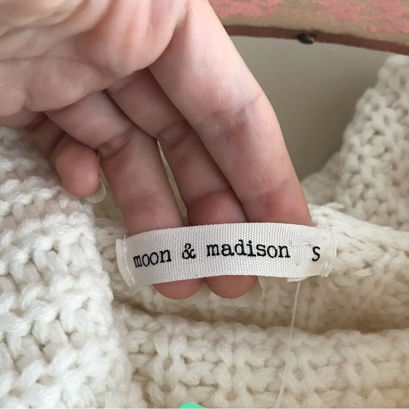 Moon & Madison Boxy White Open Knit Cowl Neck Sweater - Picture 3 of 3